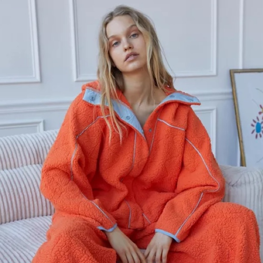 urban outfitters orange sherpa jacket